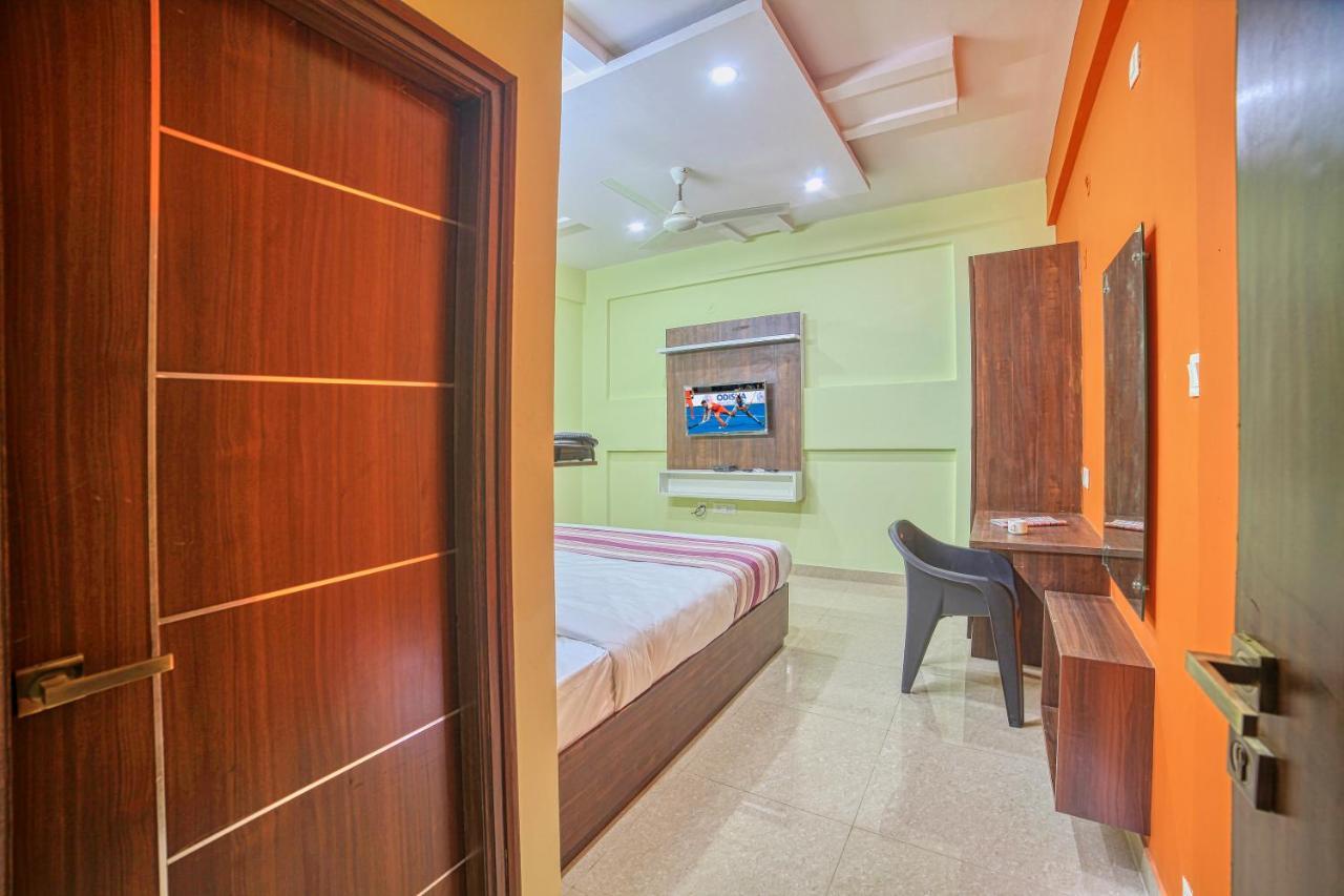 Redkey Inn Hotel Near Bangalore Airport Airport Pickup & Drop Available 24X7 Yelahanka Ngoại thất bức ảnh